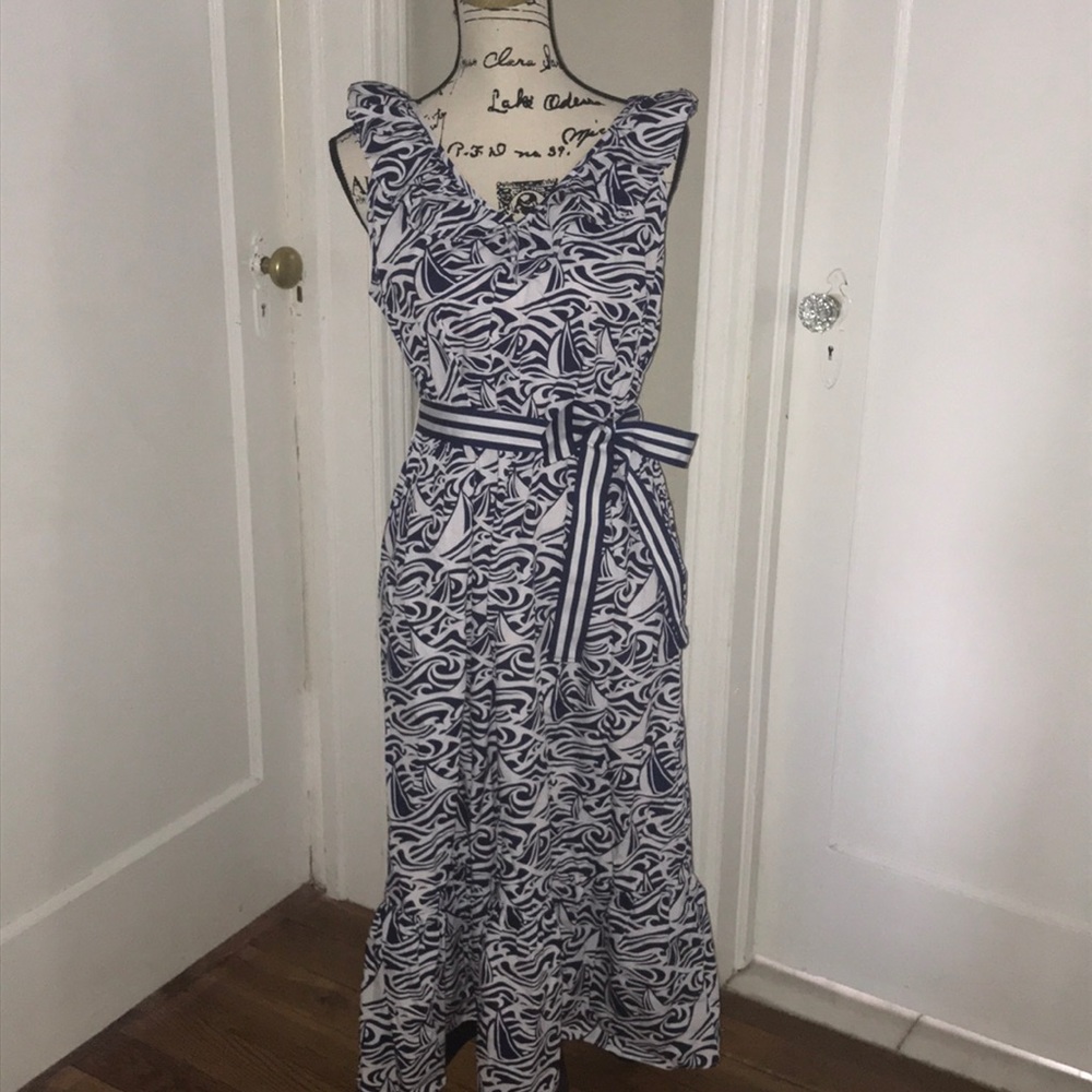 Vineyard Vines 🎯 Womens Navy/White ruffle dressXL